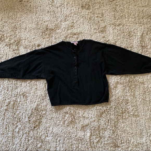 Vintage oversized black button down  top - Picture 5 of 5
